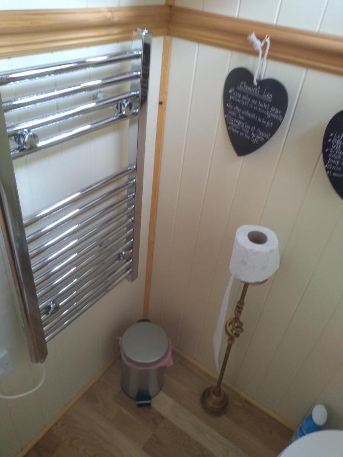 Glamping Malvern Shepherd Hut Exterior foto