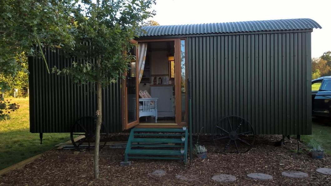 Glamping Malvern Shepherd Hut Exterior foto